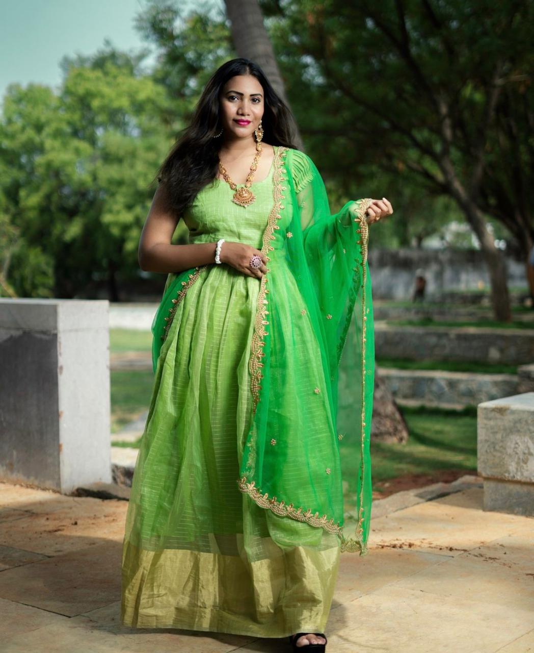 Thumbnail [100%x225]